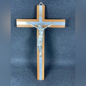 VTG olive wood‎ and metal crucifix-cross-wall hanging 10” long-religious kitschy